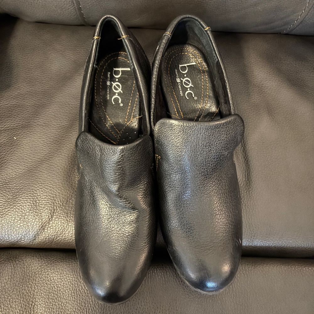 b.o.c. Women’s Black Leather‎ Chunky Pebbles Learher Loafers